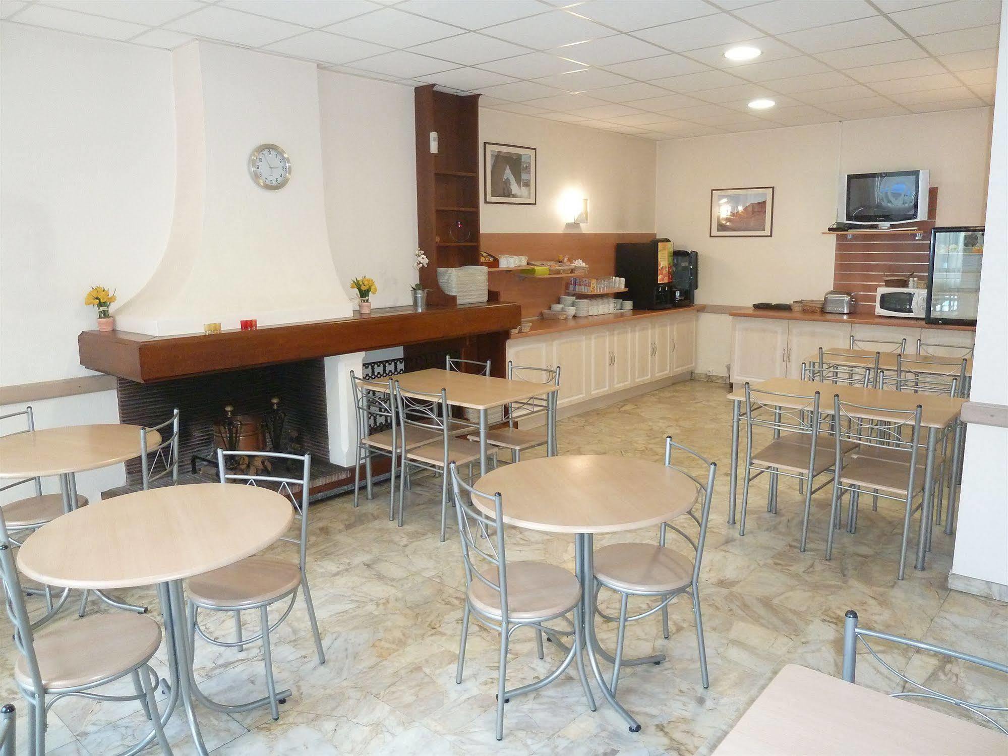Hotel Concorde - Rodez Centre Ville Ngoại thất bức ảnh